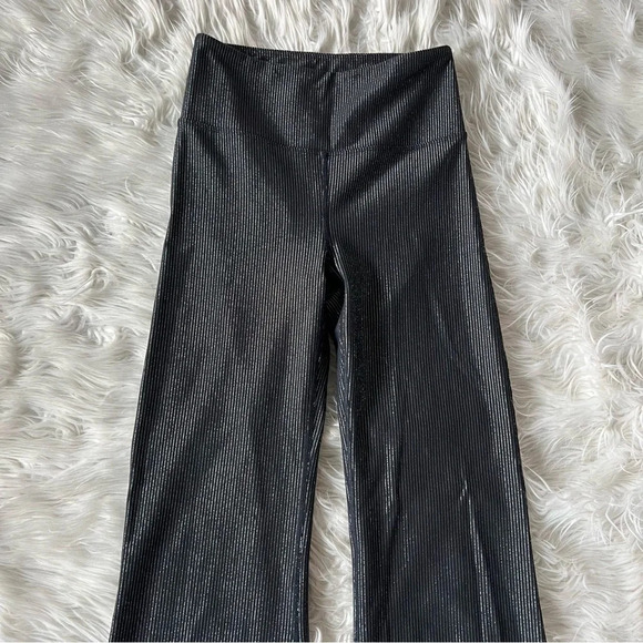 NWOT CARBON38 Flared Shimmer Pant Black Stretchy Metallic Women’s Medium - Picture 7 of 13